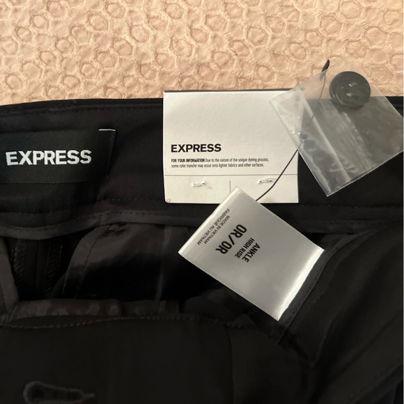 Express Pleated High Waisted Ankle Pant - Picture 8 of 10